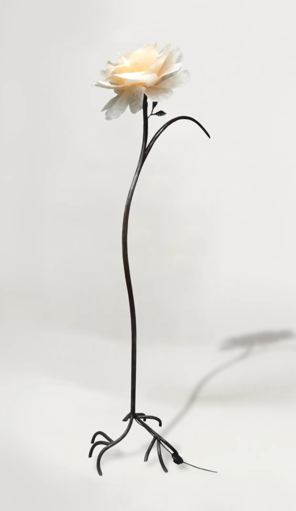 lampadaire_Fleur_Fond_Blc